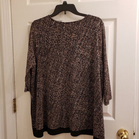 Top - Picture 3 of 3